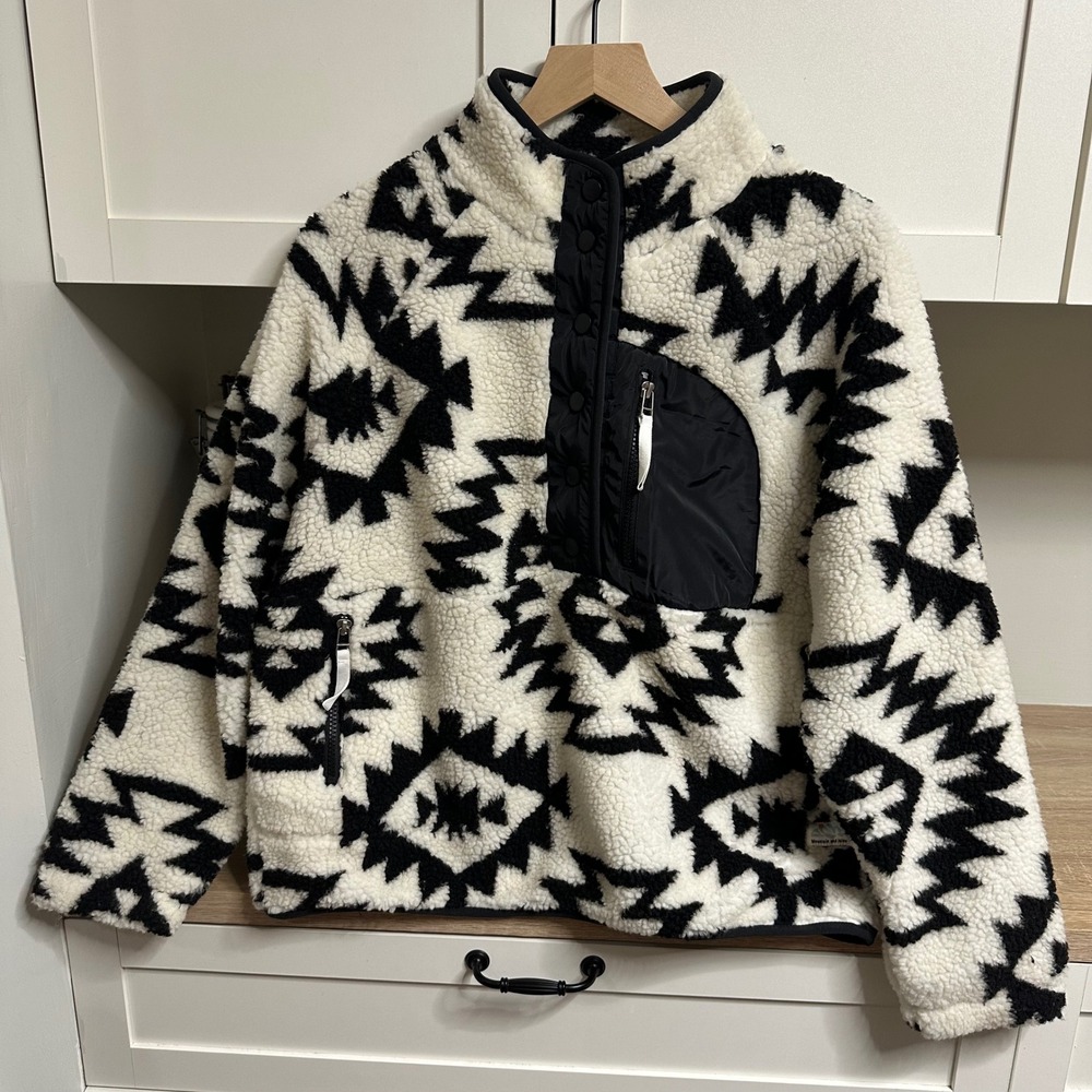 Mountain & Isles Womens M NWT Aztec Southwestern Gorpcore Sherpa Fleece Pullover